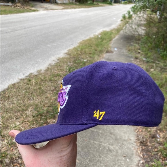Lakers SnapBack hat purple nba - Picture 3 of 4